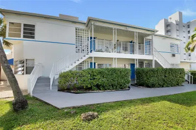 7143 Bonita Dr 1