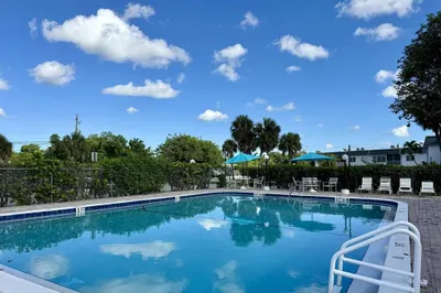6507 WINFIELD Boulevard #130-C 1