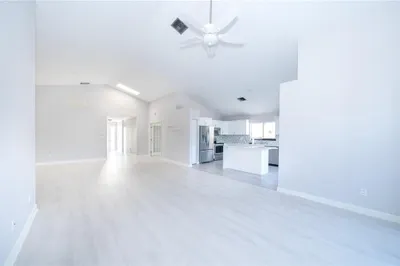 175 Executive Cir 1
