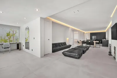 120 NE 25th Street 1