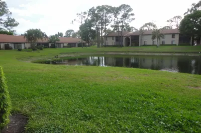 624 Sea Pine Way #E1 1