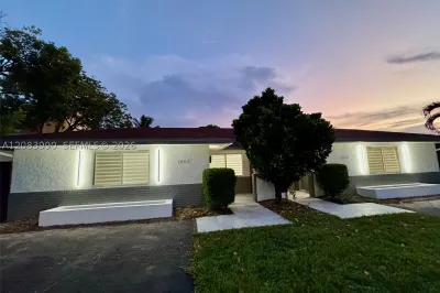 3665-3667 NW 17th Way #3667 1