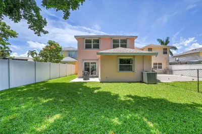 4042 Eastridge Circle 1