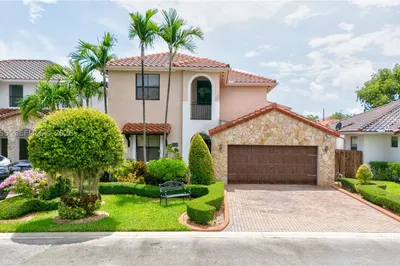 1016 NW 99th Psge #1016 1