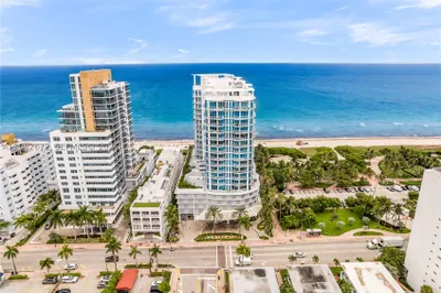 6515 E Collins Ave #1504 1
