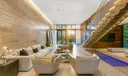 250 Ocean Blvd Photo