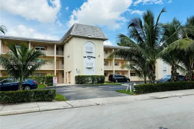 8801 NW 38th Dr #106B 1