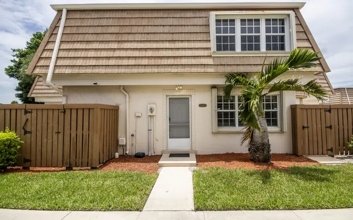 Just Listed | 4338 Hazel Avenue #A