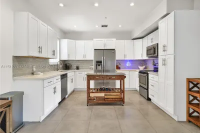 555 E Dania Beach Blvd #1 1