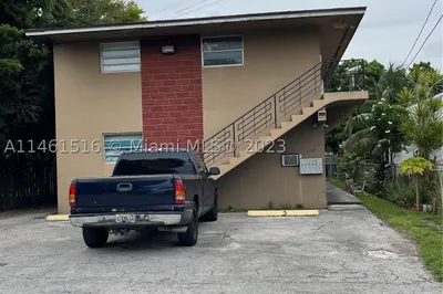 1530 NW 24th Ave 1