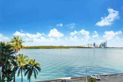 10350 W Bay Harbor Dr #4R 1