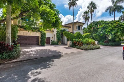 600 San Marco Dr 1