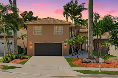 FRONT VIEW TWILIGHT