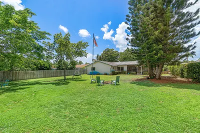 348 Sandpiper Avenue 1