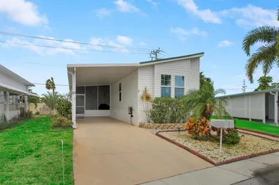 4300 SE Saint Lucie Boulevard #23 1