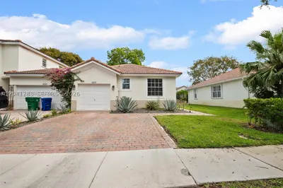 18755 SW 27th Ct 1