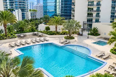 300 S Biscayne Blvd #2705 1