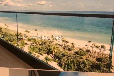 10185 Collins Ave #1022 1