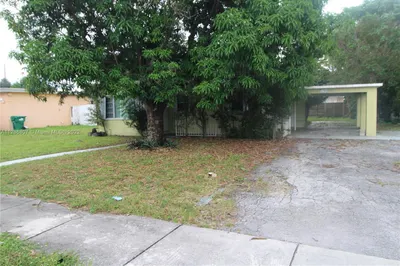 750 NW 141st St 1
