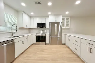 900 Jasmine Lane 1