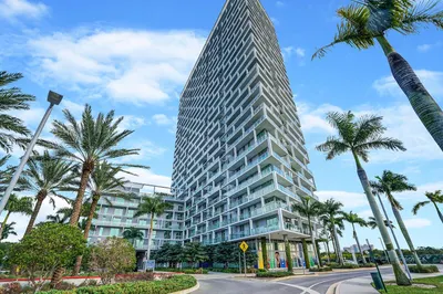 2000 Metropica Way #604 1