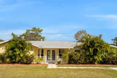 1287 SW Sunset Trail 1