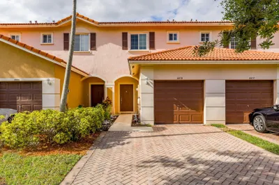 8879 N Isles Circle 1