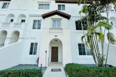 5030 SW 126th Ave #205 1