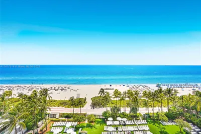 4391 Collins Ave #811