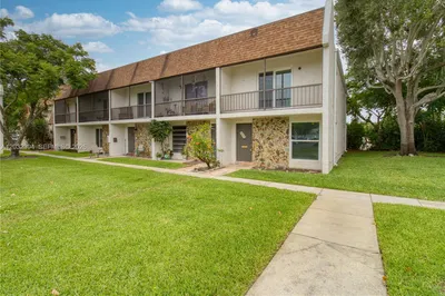 5259 SW 40th Ave #26 1