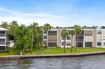 1950 SW Palm City Road #8-107 1