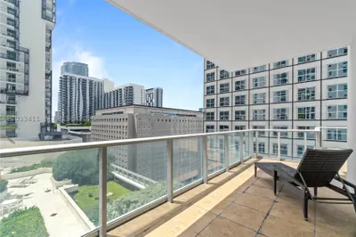 300 S Biscayne Blvd #T-1411 1
