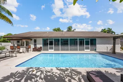 4430 Gardenia Drive 1
