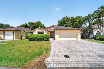 5212 SW 151st Pl 1