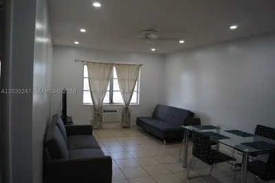 1250 E Sample Rd #303 1