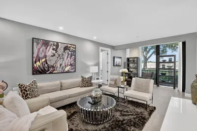 7847 Lakeside Boulevard #1015 1