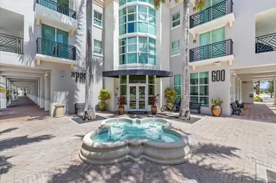 600 S DIXIE Highway #558 1