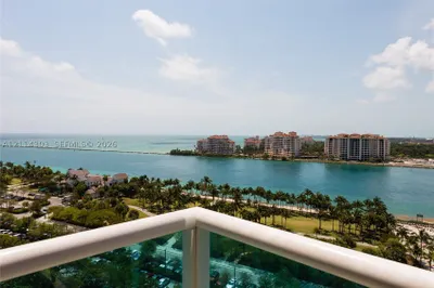 300 S Pointe Dr #1504 1