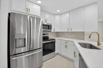 7547 S Oriole Boulevard #101 1