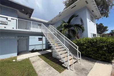 7590 SW 82nd St #F221 1