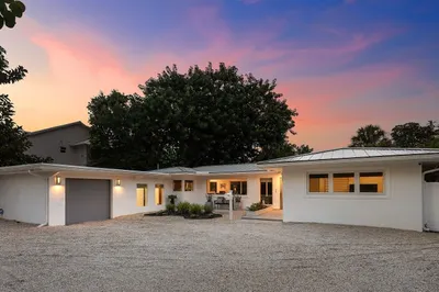 545 NW 7th Street 1
