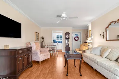2930 Crosley Drive E #M 1