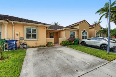 10908 SW 236th Ter 1