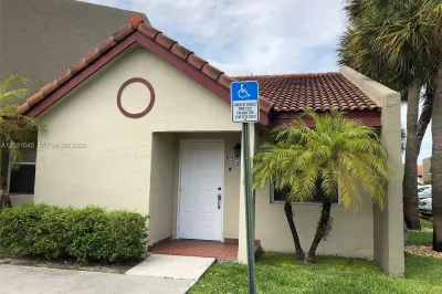 6230 SW 129 PL #1210 1