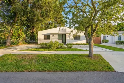 6421 SW 59th Ave 1