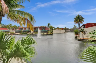 15316 E Loch Isle Dr E #- 1