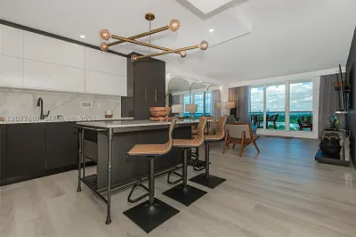 2301 Collins Ave #1134 1
