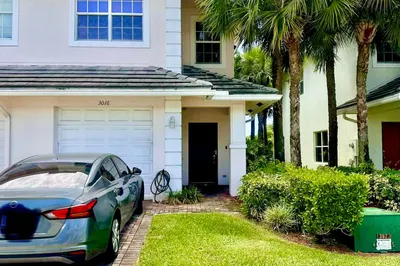 3016 NW 30th Avenue 1