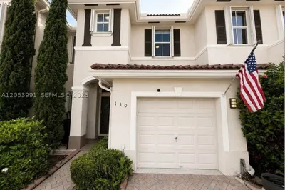 130 Riverwalk Cir #130 1