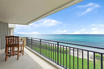 5460 N Ocean Drive #3B 1